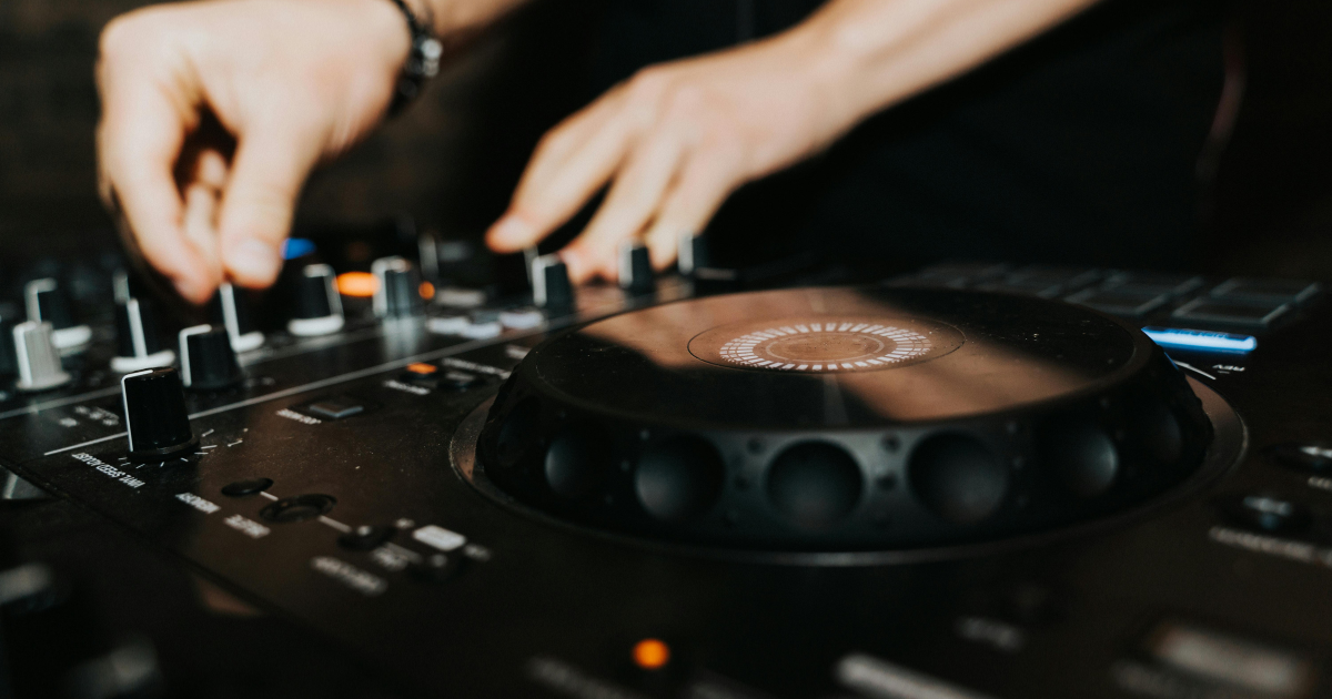 Curso de DJ y Producción Musical
